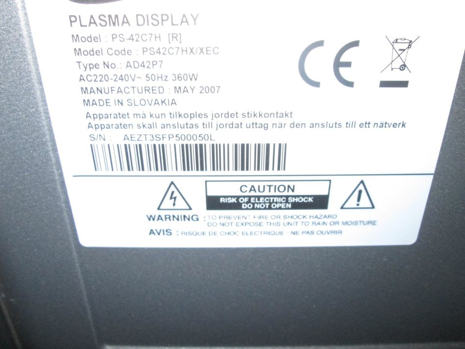 Samsung - Plasma-TV - 108 cm diagonales Bild in Heiligenhafen 