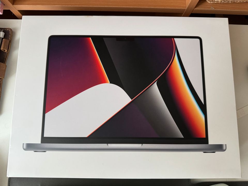 MacBook Pro 14“ ZOLL, M1 PRO, 16GB RAM, 512 GB SSD, GUT ! in Berlin