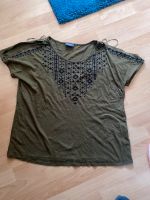 T Shirt olive grün Khaki mit Schlitz an Schulter Gr L Schleswig-Holstein - Harrislee Vorschau