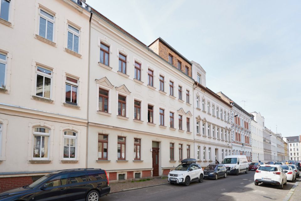 Ihr persönliches Refugium: 3-Zimmer-Wohnung mit Balkon und Einbauküche in Leipzig-Kleinzschocher in Leipzig