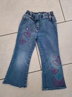 Mädchen Schlupf Jeans Gr. 98 mit Stickerei Nordrhein-Westfalen - Bad Lippspringe Vorschau