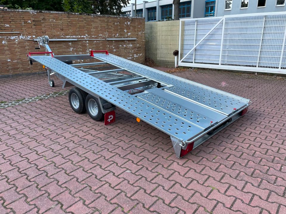 Kipp PKW Autotransport Anhänger Trailer Autotrailer 2,7 mieten in Berlin