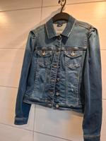Damen Jeans Jacke edc Größe S Nordrhein-Westfalen - Bocholt Vorschau