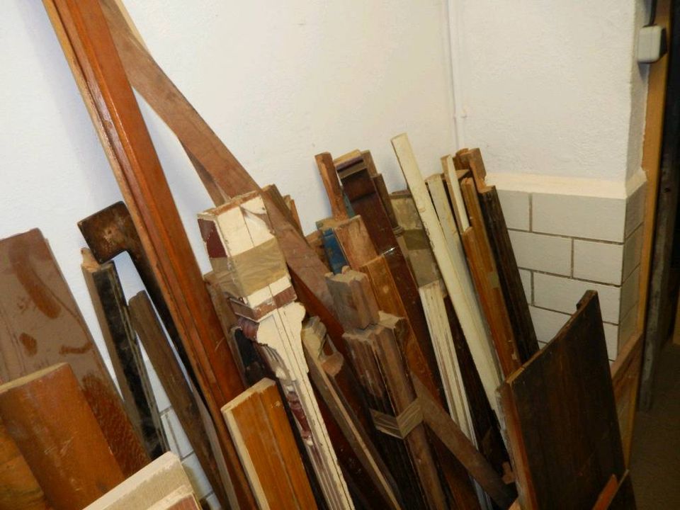 150 Antike Schrank Türen Altbau Tür Vollholz Baumaterial Möbel in Oschatz