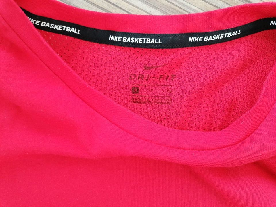 NIKE-Damen-Dri-Fit Basketball-Shirt Gr. S/36 in Rehburg