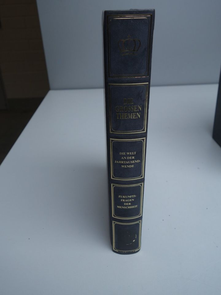 Buch "Die Großen Themen" 65772-120 in Weilrod 