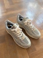 Mercer Amsterdam Sneaker – Größe 45 – Neuwertig Stuttgart - Stuttgart-West Vorschau