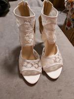 NEUE  TOLLE  HIGH  HEELS  SANDALEN  GR.37 Saarland - Püttlingen Vorschau