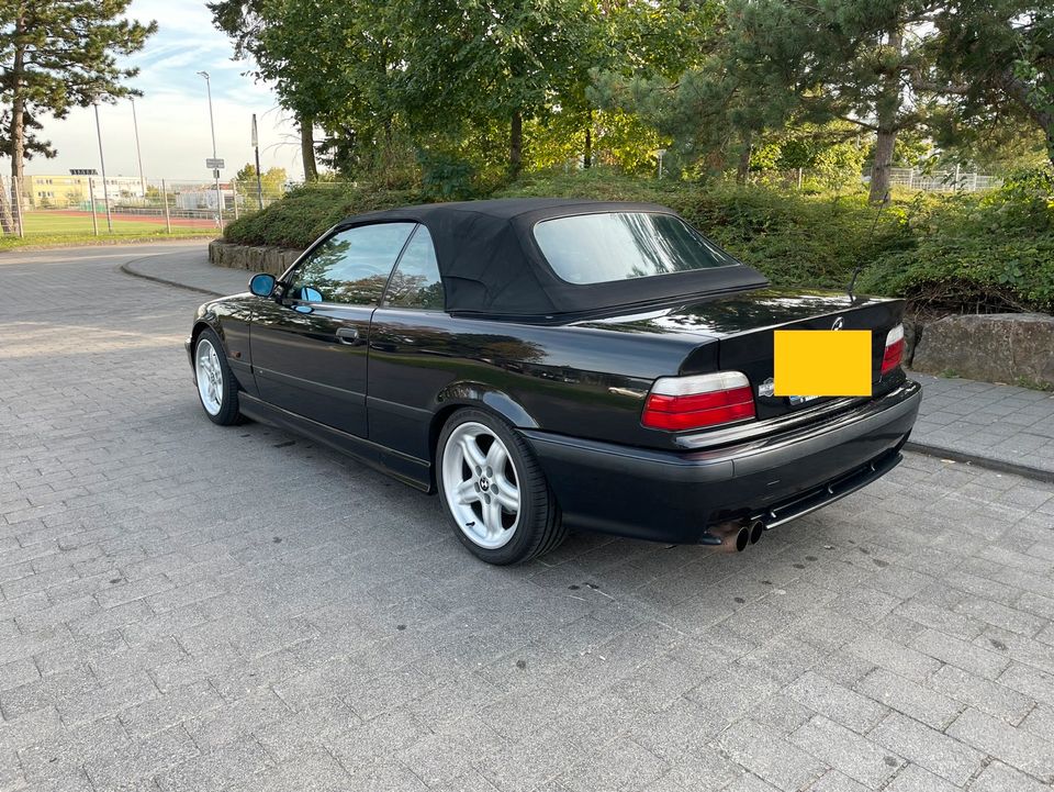BMW E36 318i Cabrio M3 Paket M-Paket schwarz Vader Sitze in Frankfurt am Main