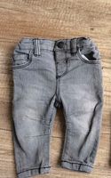 Babys 1. Jeans Gr. 52/56 h&m Brandenburg - Herzfelde Vorschau