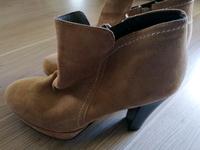 Plateau Stiefeletten Velourleder 40 Hallhuber Bayern - Schaufling Vorschau