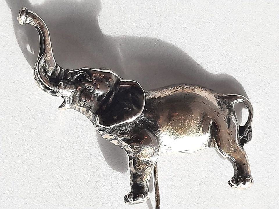 Elefant als Brosche Anstecker Figur Miniatur 800er Silber in Nürnberg (Mittelfr)