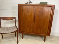 Vintage Teak highboard sideboard Schrank H. P. HANSEN DANISH 60er Niedersachsen - Delmenhorst Vorschau