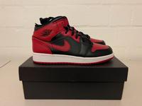 Nike Air Jordan 1 Mid Banned GS; Größe 39; ungetragen Berlin - Neukölln Vorschau