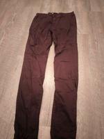 Pull&Bear Damenhose in weinrot Sachsen - Radebeul Vorschau