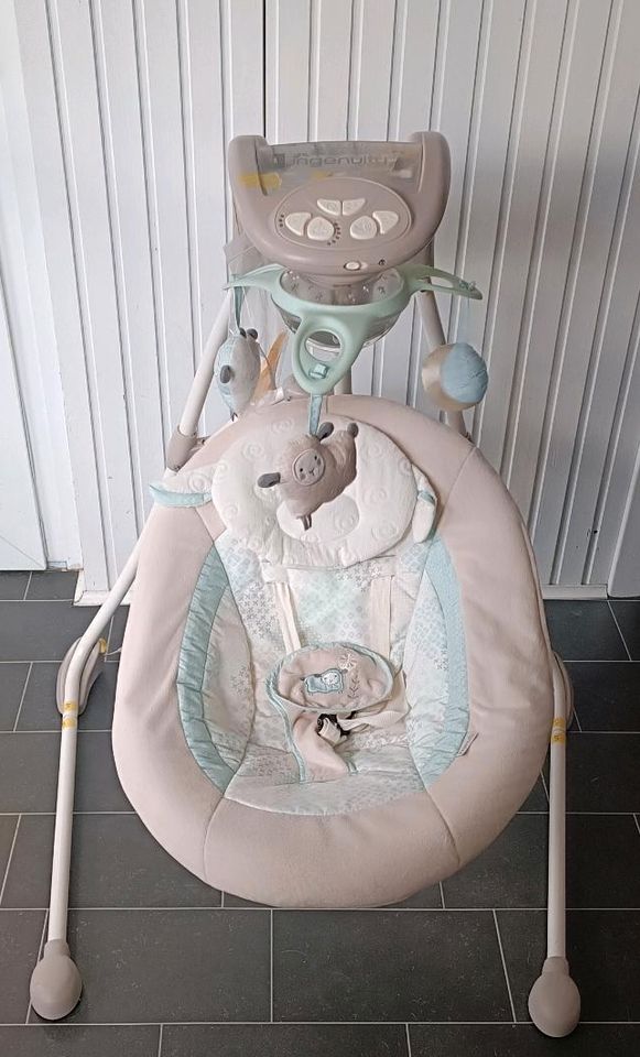 Baby Schaukel Elektrisch Baby Wippe in Bodenfelde