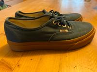 Vans Era blau/ braune Sohle 38 Sachsen - Elbisbach Vorschau