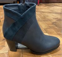 Schöne Stiefeletten blau GR 39 ungetragen Bielefeld - Dornberg Vorschau