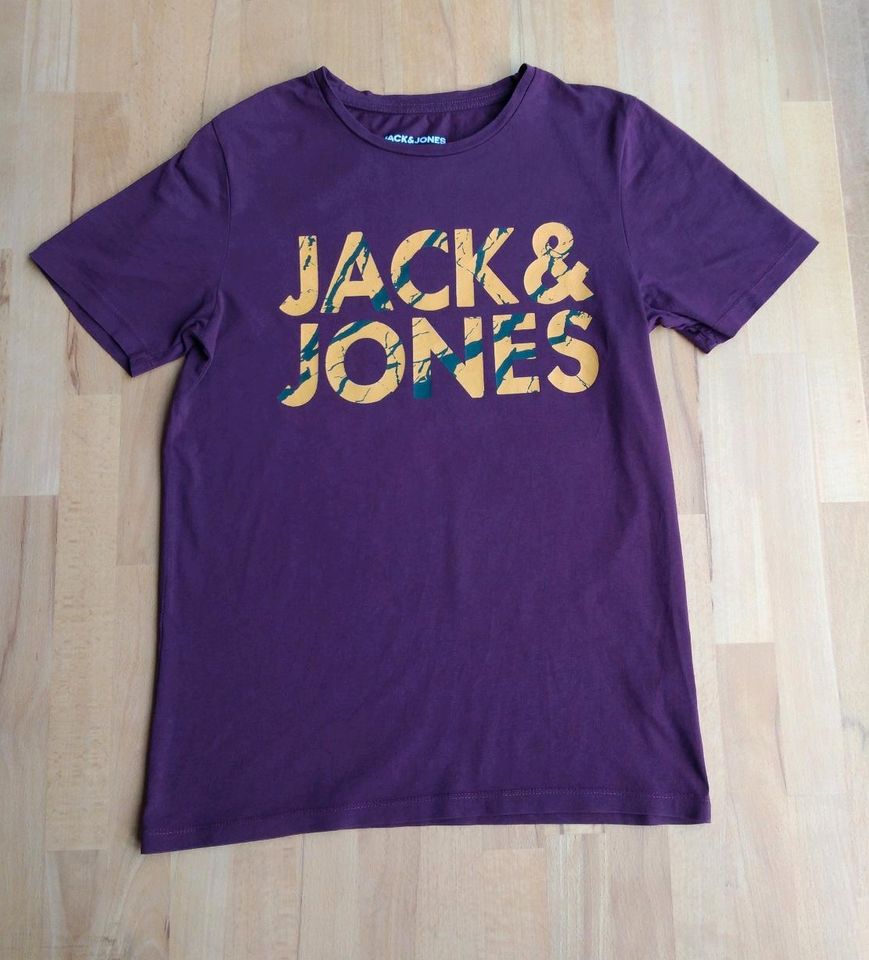 Jack and Jones T-Shirt Gr. S in Heiligenhaus