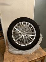 Original 16 Zoll VW Leichtmetallfelgen mit Ganzjahresreifen Baden-Württemberg - Karlsruhe Vorschau