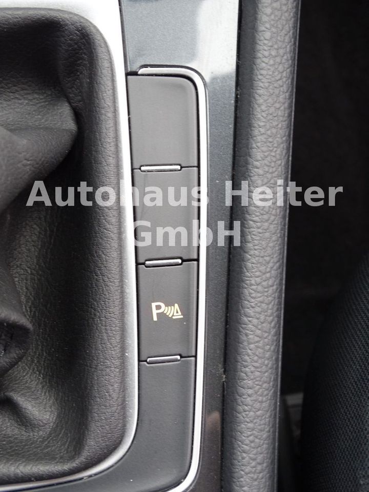 Volkswagen Golf VII Lim. Comfortline 1.0 TSI BMT/ ACC+PDC in Osnabrück