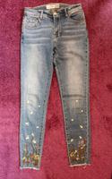 Jeans mit Stickerei Größe S Bayern - Neumarkt i.d.OPf. Vorschau