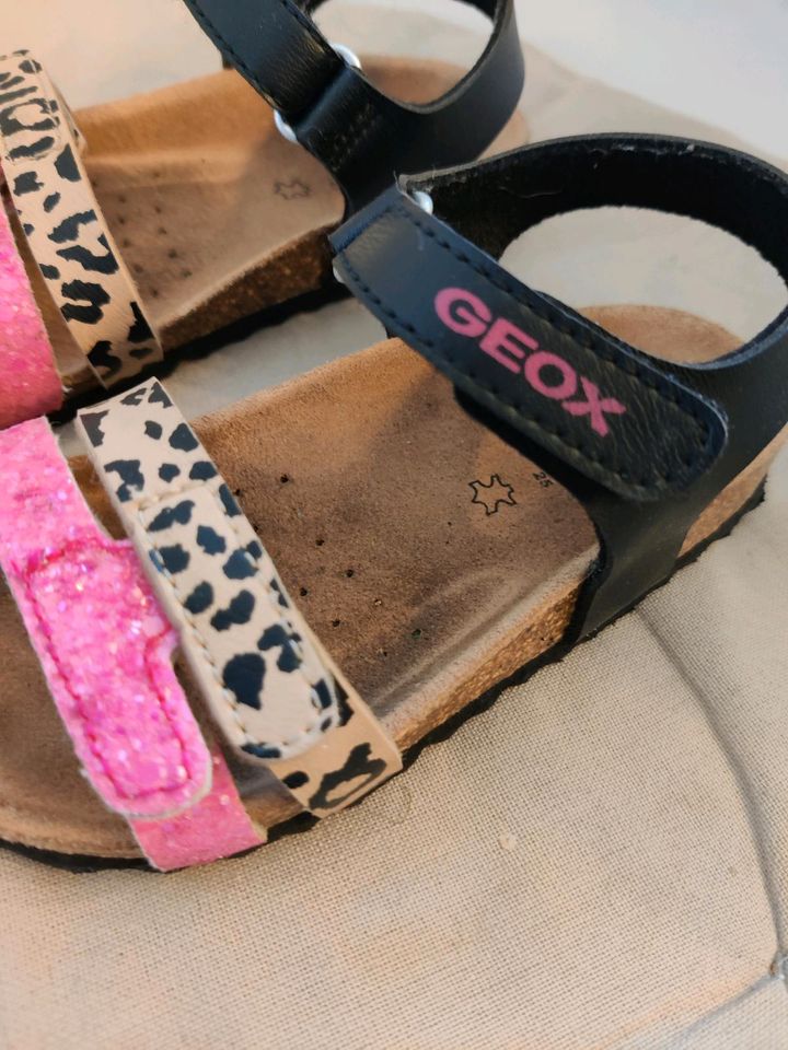 Geox Sandalen pink Leo gr. 25 in Neu-Isenburg