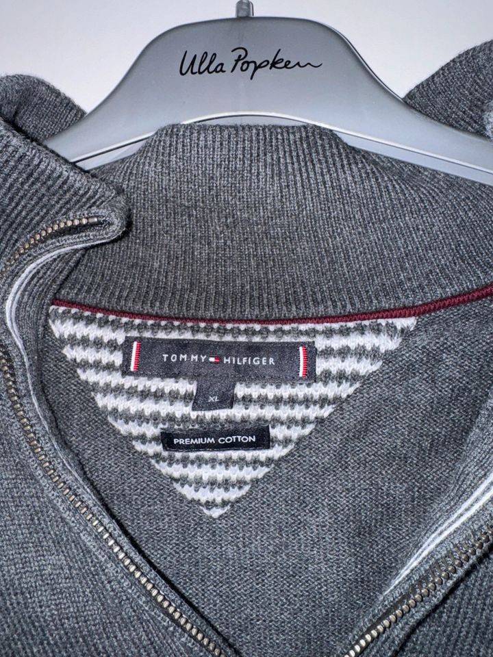 Tommy Hilfiger Troyer Grau XL in Troisdorf