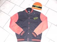 Baseball Jacke rot /schwarz mit Mütze Gr.M Eimsbüttel - Hamburg Eidelstedt Vorschau