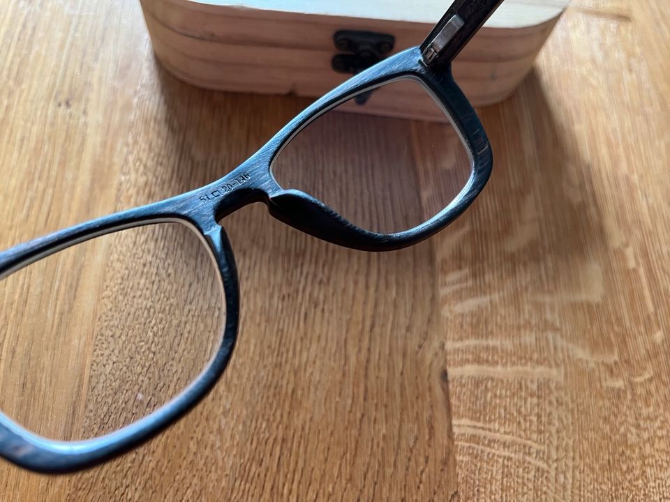 Einstoffen Brille Holzbrille Wallnuss Brillengestell mit Stärke in Sachsenheim