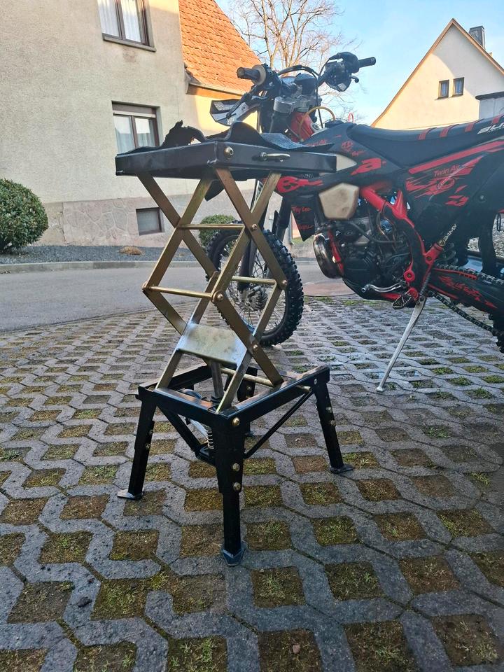 BETA 300 RR BJ 2015 ENDURO mit Ersatzteilen Tausch Möglich in Schwallungen