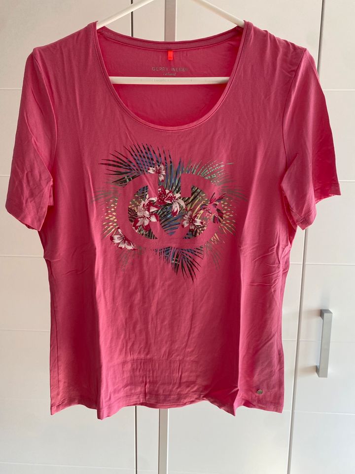 Gerry Weber Shirt NEU Pink mit Druck Gr. 40 in Tuttlingen