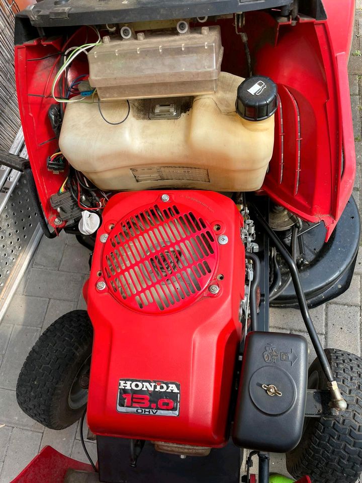Rasentraktor Honda 2113 in Bad Windsheim