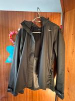 Windbreaker Nike in S -wie neu- Bayern - Würzburg Vorschau