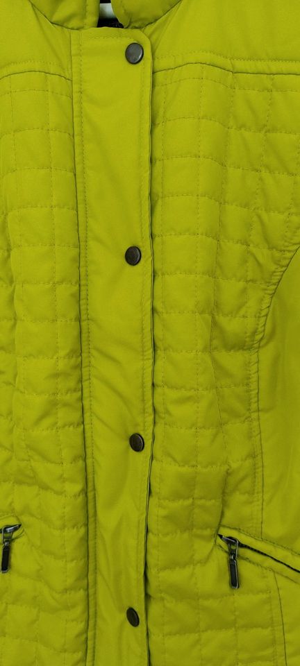 Dünne Steppjacke limettengrün Gr.40 in Plauen