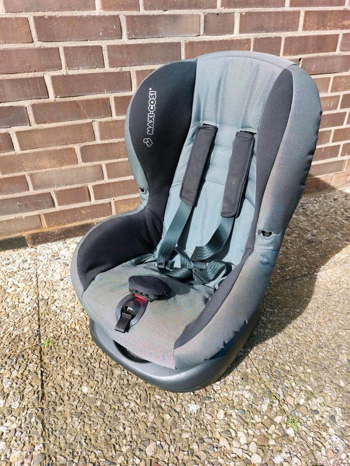 Maxi Cosi Priori SPS Kindersitz Auto in Sehnde