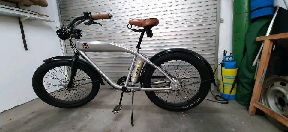 Felt Beachcruiser Custombike in Offenbach