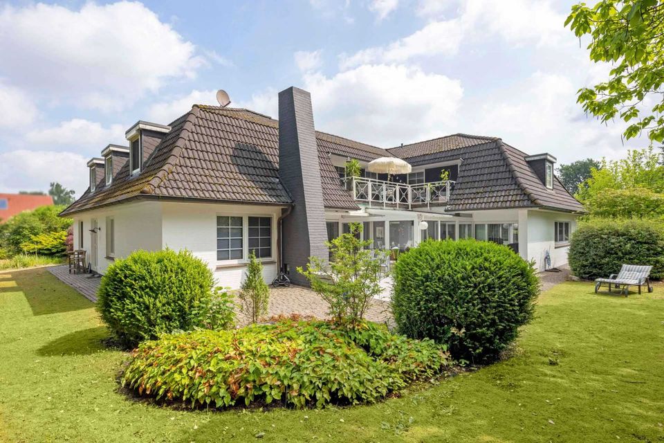 Großes Zweifamilienhaus mit ELW auf weitläufigem Grundstück in Hollenstedt in Hollenstedt