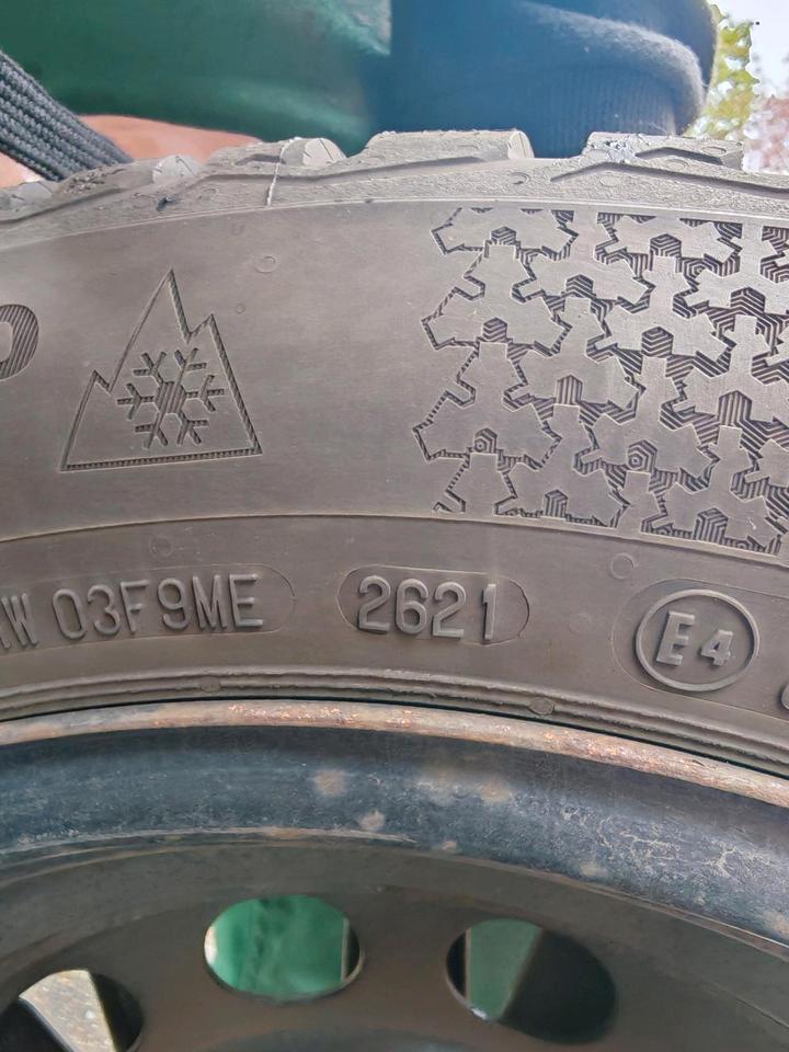 Winterreifen Continental M+S 205/55R16 (26/21) inkl. Radkappen VW in Emsdetten
