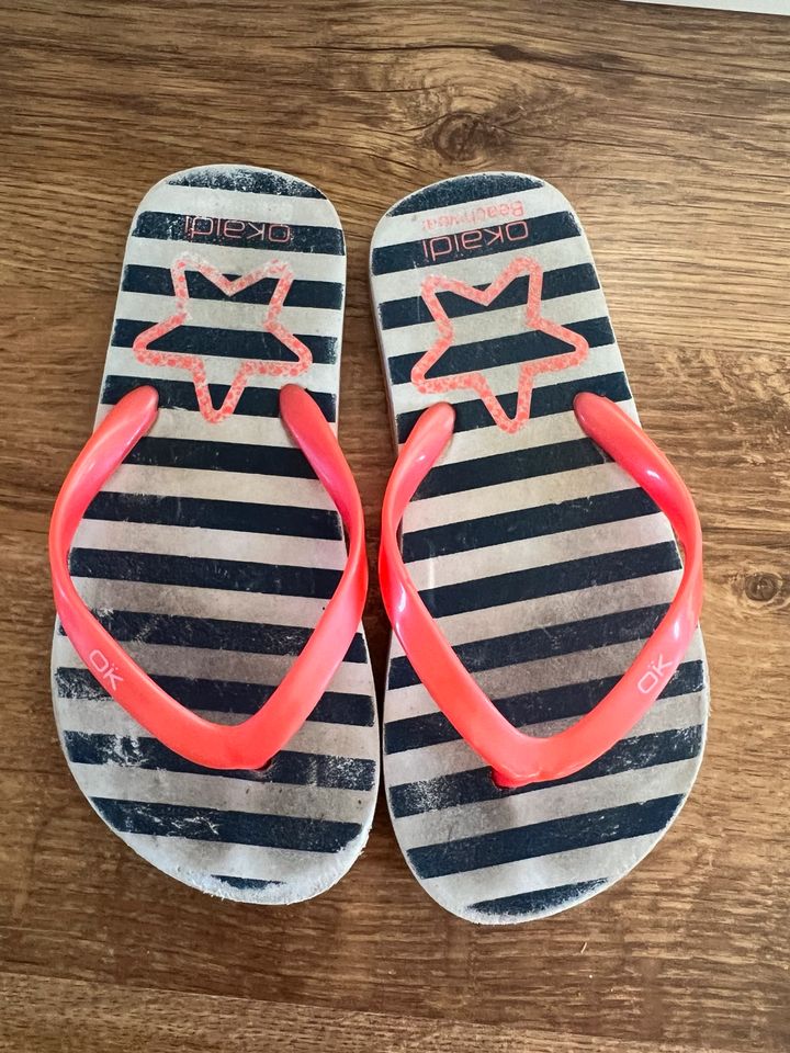 Mädchen Flip Flops von Okaidi gr. 30 in Hamburg