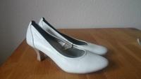 Tamaris Pumps weiß Hochzeit Gr. 40 Sachsen - Torgau Vorschau
