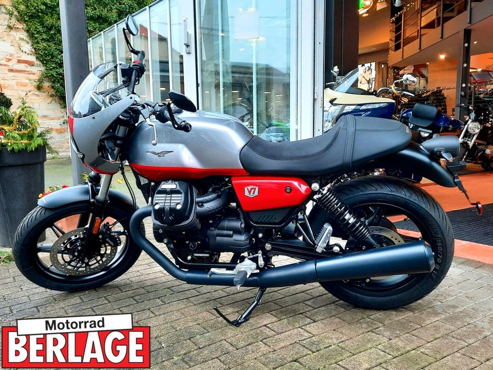 Moto Guzzi V7 IV Stone Corsa in Borchen