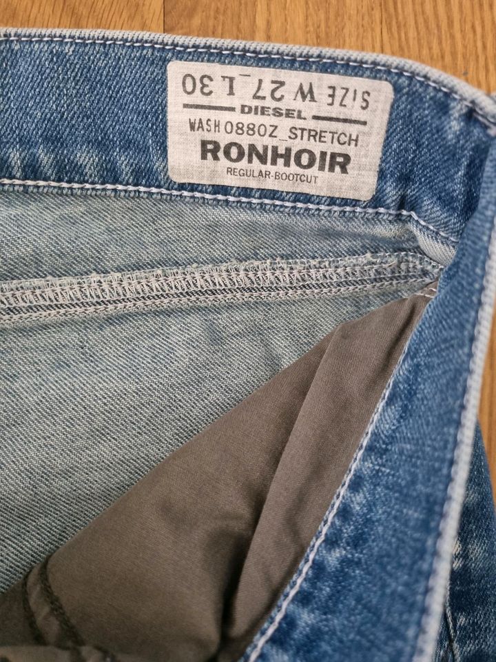 DIESEL RONHOIR JEANS GR 27/30⁷ in Berlin