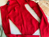 Amisu Khaite Shirt Pullover M Neu 38 glitzer rot Sachsen-Anhalt - Magdeburg Vorschau