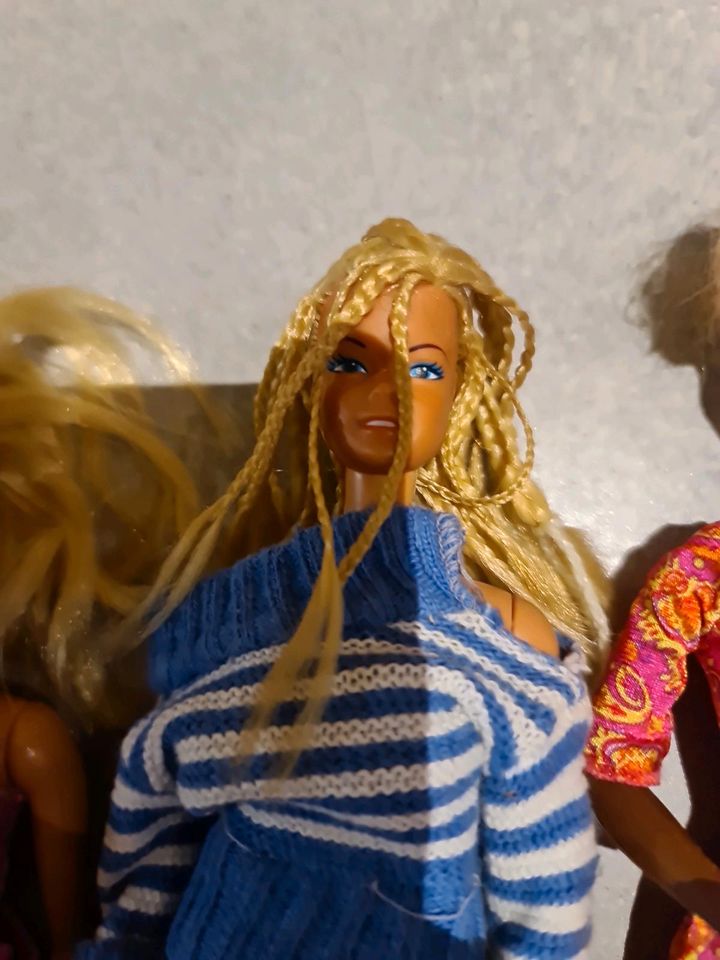 Barbies nach Gebot Skipper braunhaarig Blond in Singen