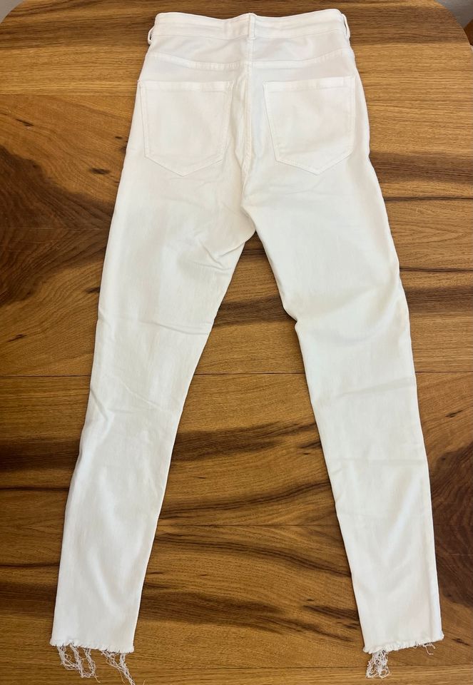 Weiße skinny Zara Jeggings (jeans) in S in München