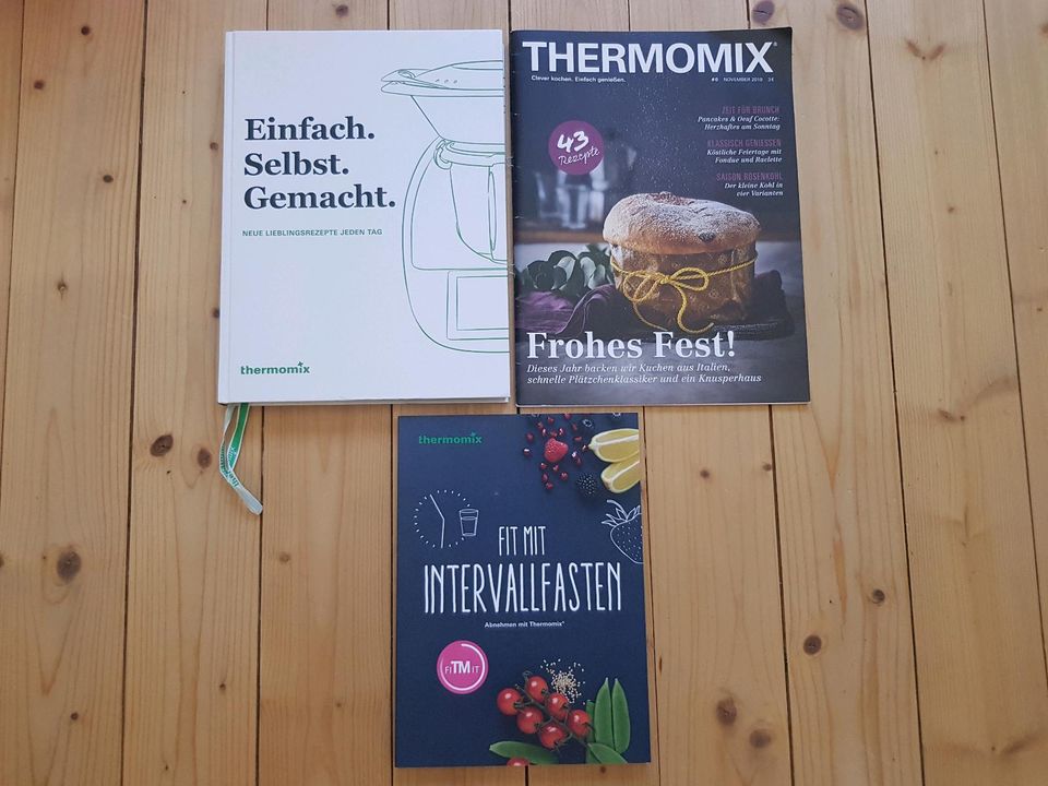 "Thermomix"-Bücher und -Zeitschrift - Kochbücher in Östringen