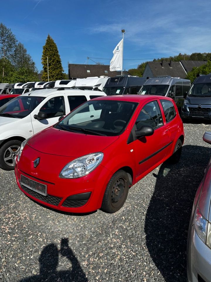 Renault Twingo Authentique in Niederbrombach