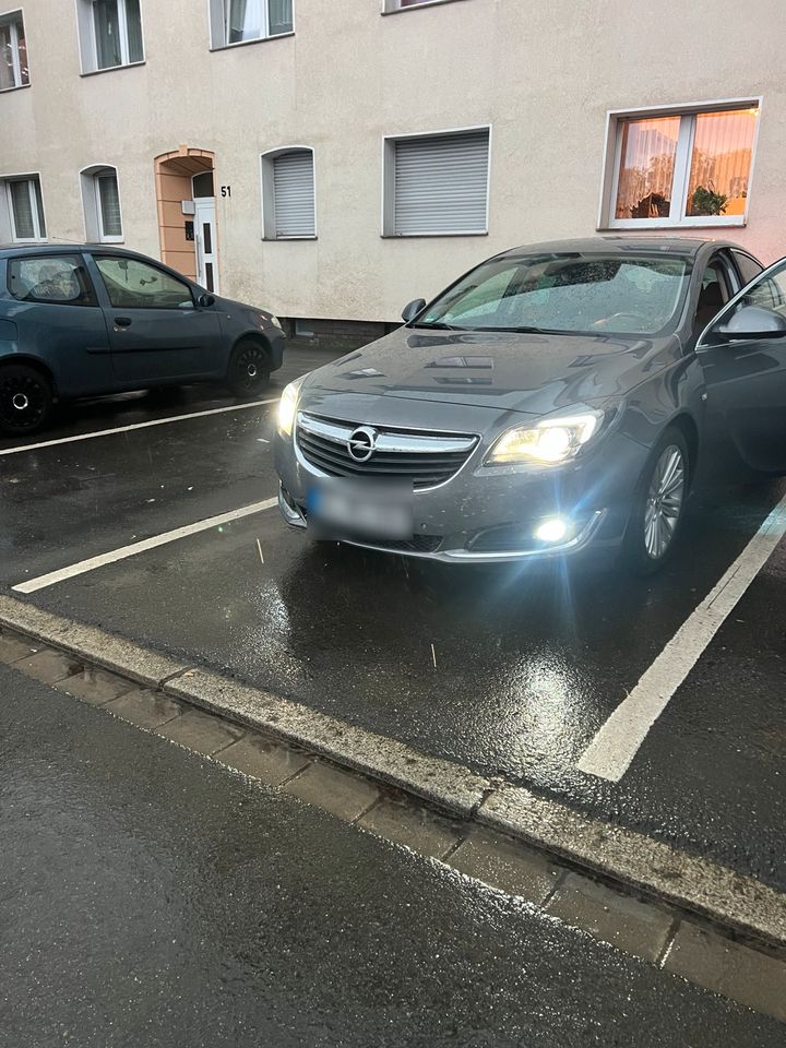 Opel Insignia 2,0 CDTI Ad Blue Rückfahrtkamera Xenon top Zustand in Duisburg