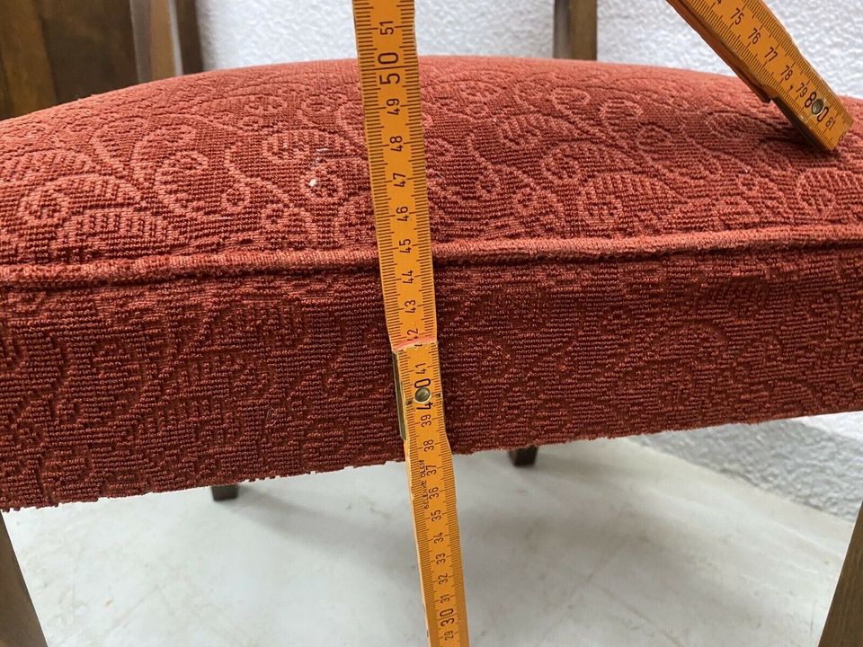 Antiker Polsterstuhl Polstersessel Stuhl mit Armlehne in Völklingen